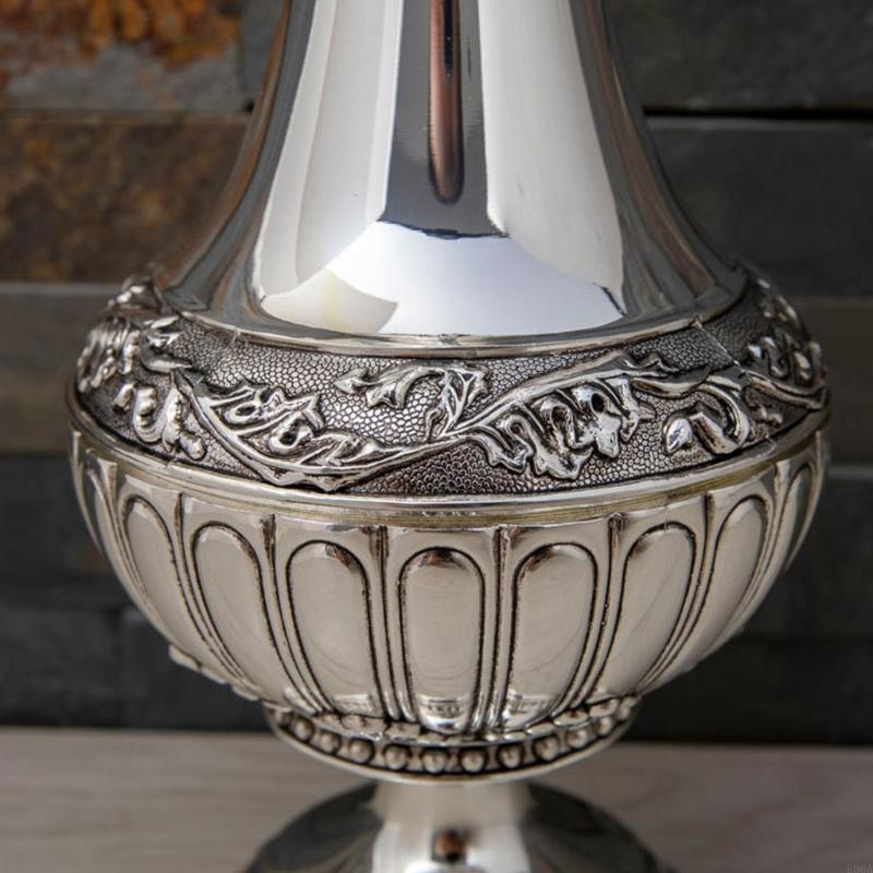 Geometric Embossed Metal Vases - đánh giá và giá Interior Design Scandinavian